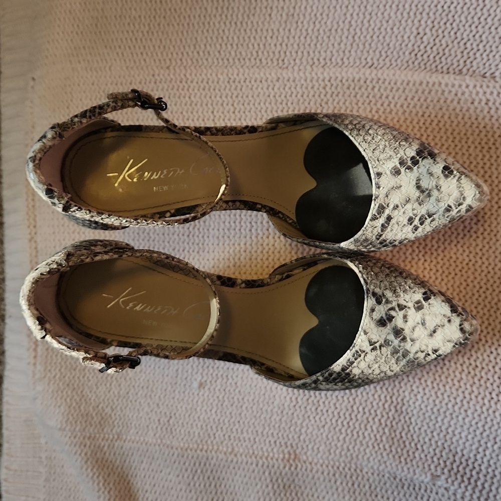 Snake skin Kenneth Cole wedges